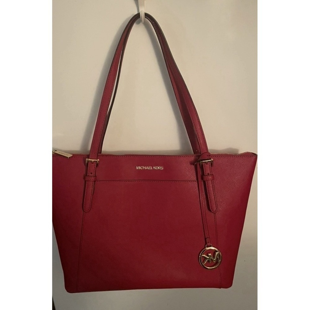 Michael Kors Large Ciara Top Zip Satchel Made With Saffiano Leather